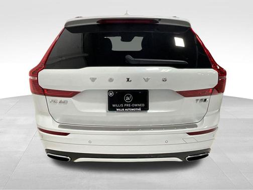 2021 Volvo XC60 T5 R-Design
