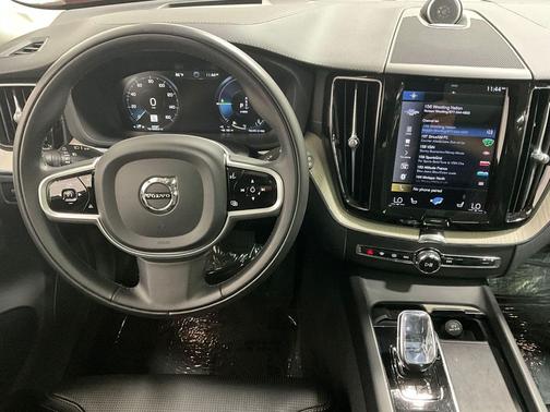 2021 Volvo XC60 Recharge Plug-In Hybrid T8 Inscription