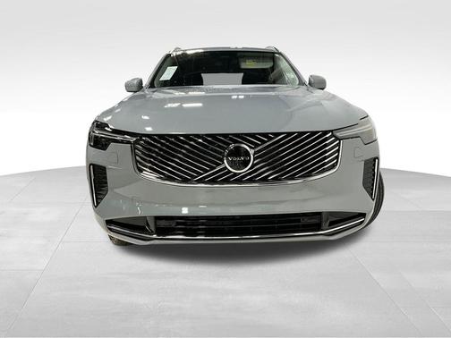 Vapour Grey Metallic 2026 Volvo XC90 Plus, B6 AWD Gas (mild hybrid), Gasoline, Bright, 7 Seats