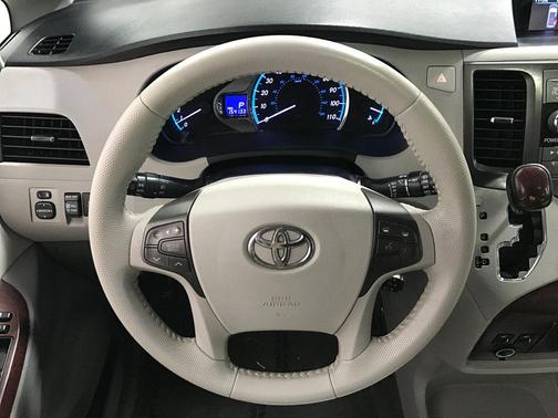 Predawn Gray Mica 2012 Toyota Sienna XLE