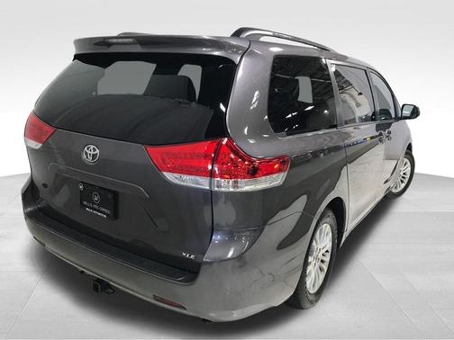 Predawn Gray Mica 2012 Toyota Sienna XLE