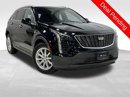 Stellar Black Metallic 2023 Cadillac XT4 Luxury