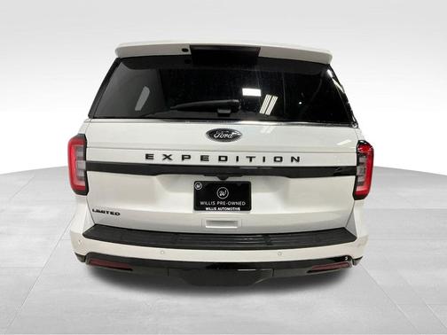 Star White Metallic Tri-Coat 2024 Ford Expedition Limited