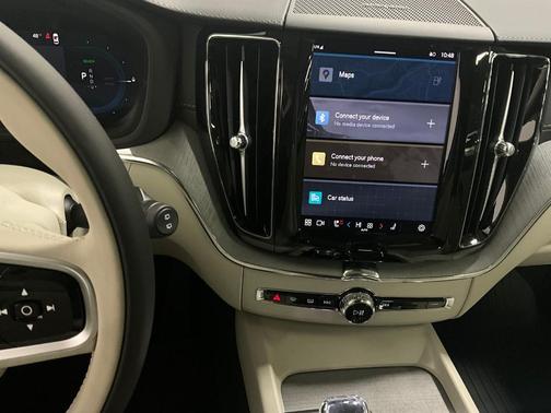 2025 Volvo XC60 Plug-In Hybrid T8 Ultra