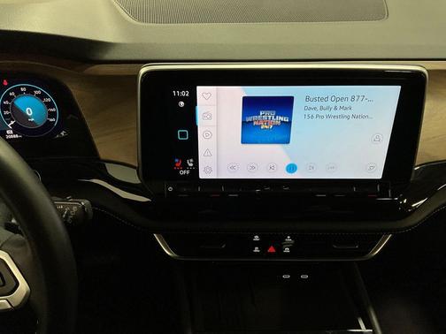 2025 Volkswagen Atlas 2.0T SE w/Technology 4MOTION
