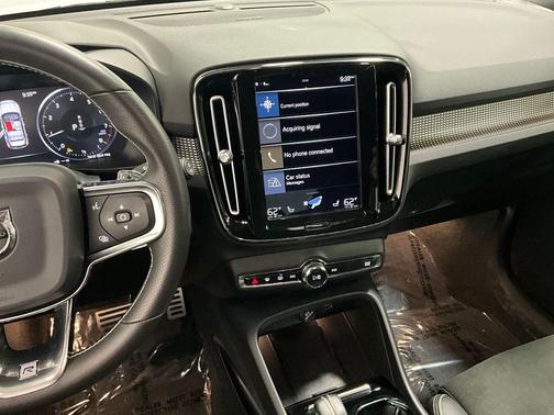 2020 Volvo XC40 T5 R-Design