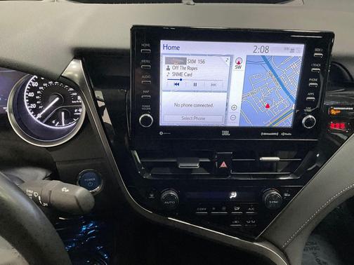 2023 Toyota Camry Hybrid XLE