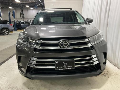 2017 Toyota Highlander Limited
