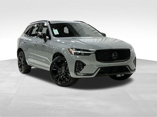 2026 Volvo XC60 B5 Ultra Black Edition