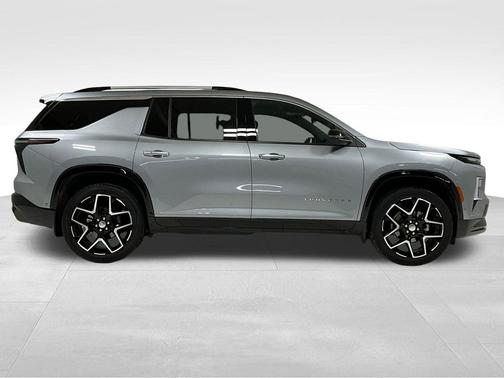 2025 Chevrolet Traverse High Country