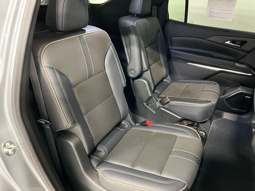 2025 Chevrolet Traverse High Country