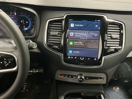 2023 Volvo XC90 B6 Ultimate 6-Seater