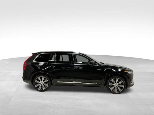 2024 Volvo XC90 Recharge Plug-In Hybrid T8 Ultimate Bright Theme 7-Seater