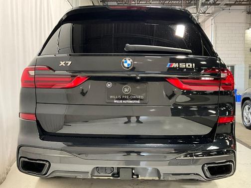 2020 BMW X7 M50i