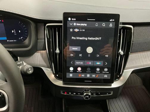 2026 Volvo XC90 Ultra Dark Theme, B6 AWD Gas (mild hybrid), Gasoline, 7 Seats