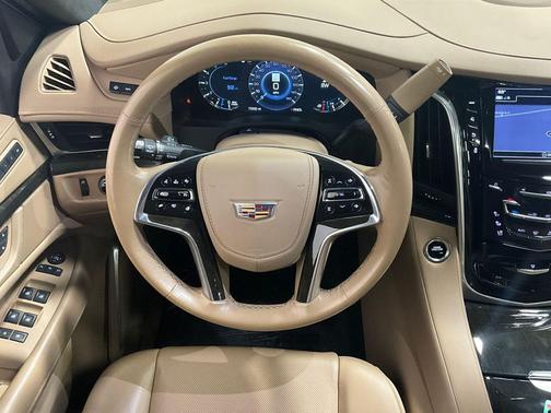 2020 Cadillac Escalade Platinum