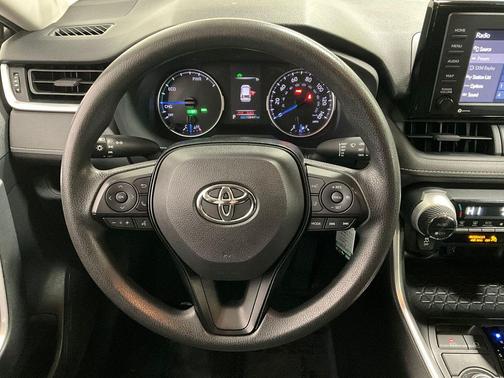 2020 Toyota RAV4 Hybrid LE