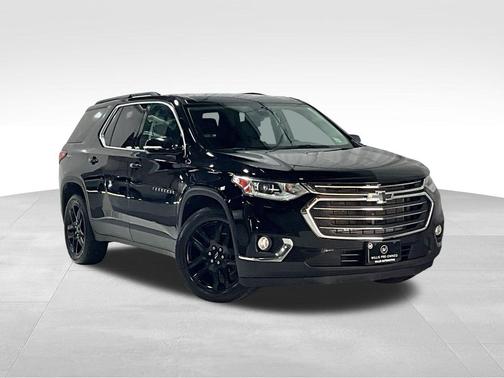 Mosaic Black Metallic 2020 Chevrolet Traverse LT Cloth