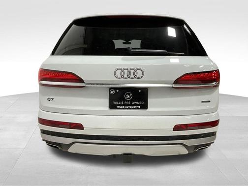 2025 Audi Q7 55 Prestige