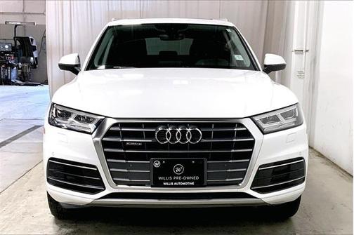 Photo 2 of 30 of 2018 Audi Q5 2.0T Premium Plus