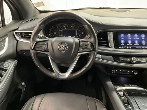2023 Buick Enclave Essence AWD