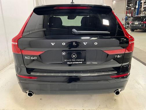 2018 Volvo XC60 T6 Momentum