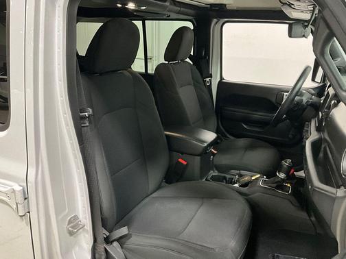 Bright White Clearcoat 2022 Jeep Wrangler Unlimited Sport