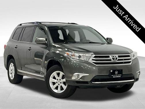 Cypress Pearl 2012 Toyota Highlander SE