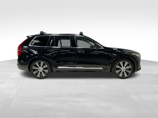 2024 Volvo XC90 Recharge Plug-In Hybrid T8 Ultimate Bright Theme 7-Seater