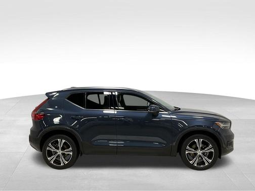 2022 Volvo XC40 T5 Inscription