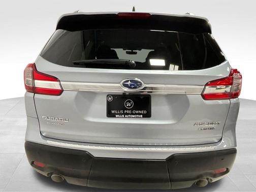 Ice Silver Metallic 2021 Subaru Ascent Limited 7-Passenger