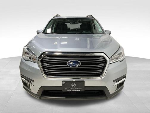 Ice Silver Metallic 2021 Subaru Ascent Limited 7-Passenger