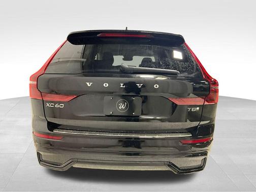 2026 Volvo XC60 Plug-In Hybrid Ultra, T8 AWD Electric/Gasoline, Dark