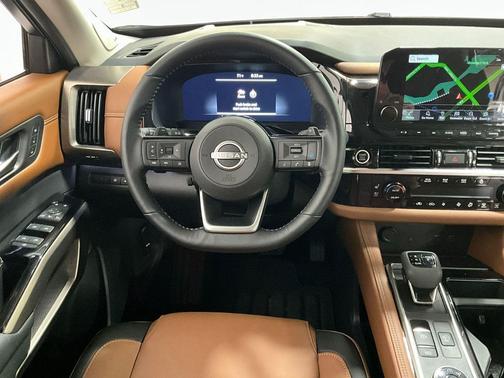 2024 Nissan Pathfinder Platinum 4WD