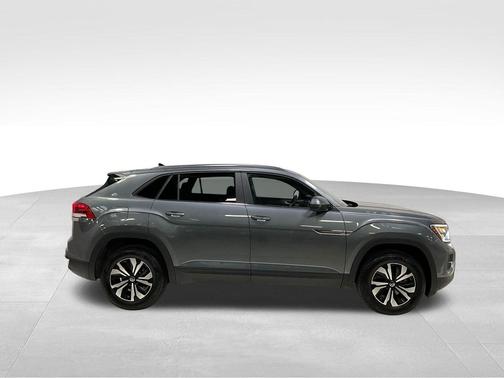 2024 Volkswagen Atlas Cross Sport 2.0T SE