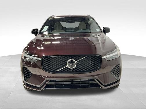 Mulberry Metallic 2026 Volvo XC60 Plug-In Hybrid Plus, T8 AWD Electric/Gasoline, Dark