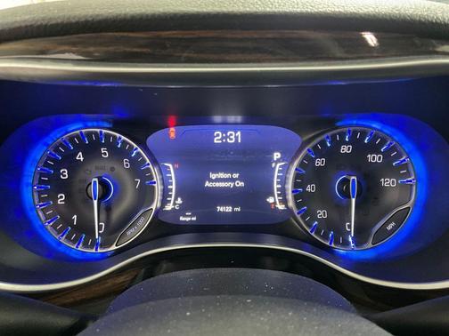 Granite Crystal Metallic Clearcoat 2023 Chrysler Pacifica Limited