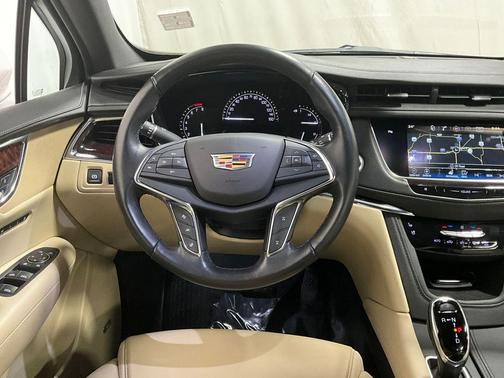 2019 Cadillac XT5 Premium Luxury