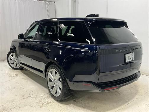 2023 Land Rover Range Rover P530 SE