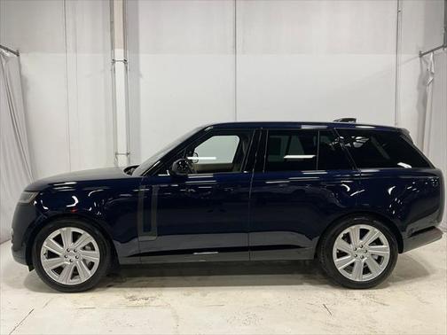 2023 Land Rover Range Rover P530 SE