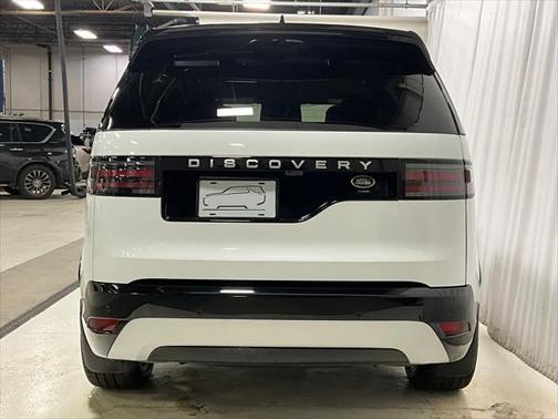 2023 Land Rover Discovery P360 Metropolitan Edition