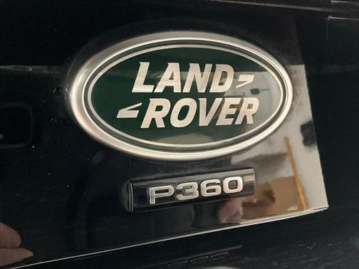 2023 Land Rover Discovery P360 Metropolitan Edition