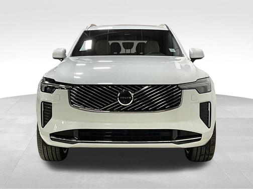 2026 Volvo XC90 Plus, B5 AWD Gas (mild hybrid), Gasoline, Bright, 7 Seats