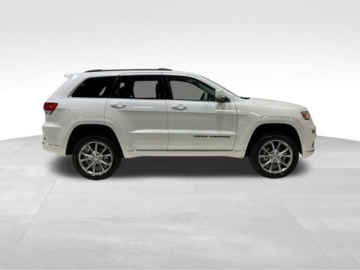 2020 Jeep Grand Cherokee Summit