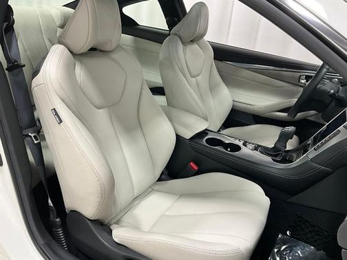 2017 INFINITI Q60 3.0T Premium