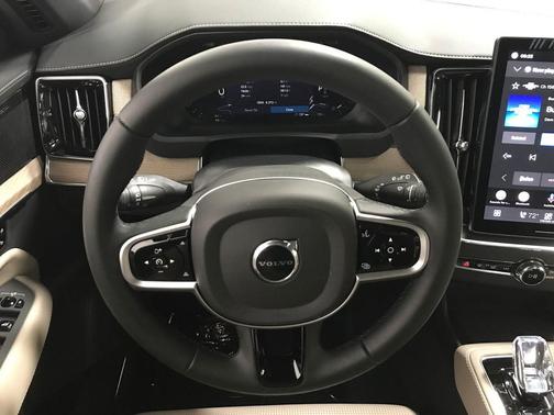 Denim Blue Metallic 2026 Volvo XC90 Ultra, B6 AWD Gas (mild hybrid), Gasoline, Bright, 7 Seats