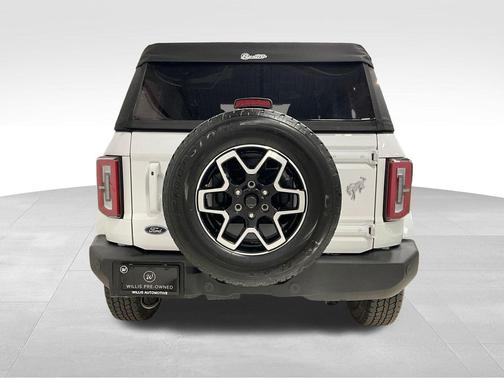 Oxford White 2024 Ford Bronco Outer Banks