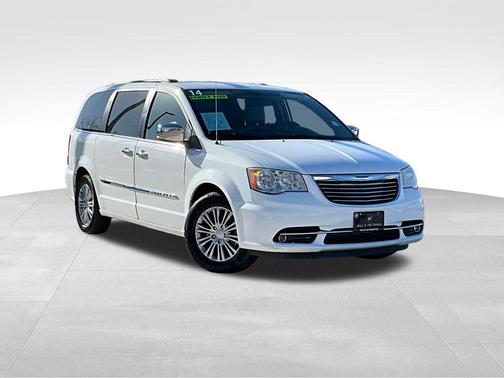2014 Chrysler Town & Country Touring-L