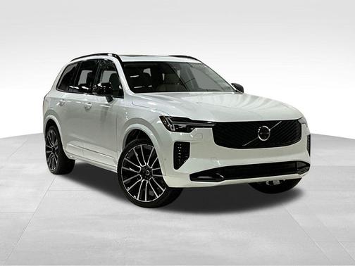 2026 Volvo XC90 B6 Ultra Dark Theme 7-Seater