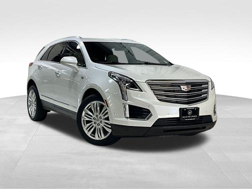 Crystal White Tricoat 2019 Cadillac XT5 Premium Luxury